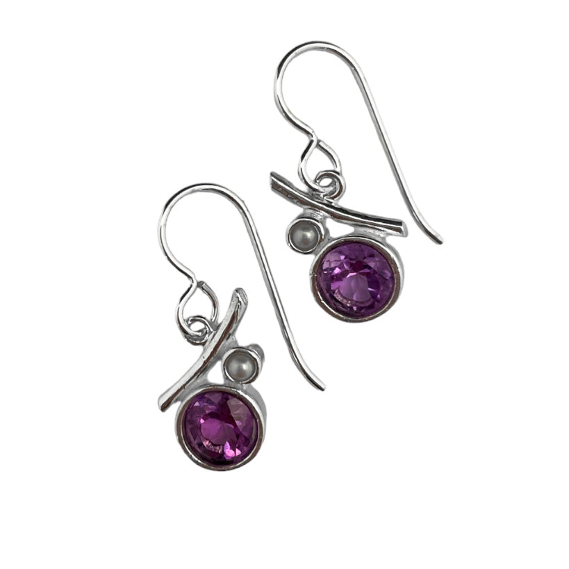 SMALL ROUND EARRING WITH SWISH, SILVER & AMETHYST