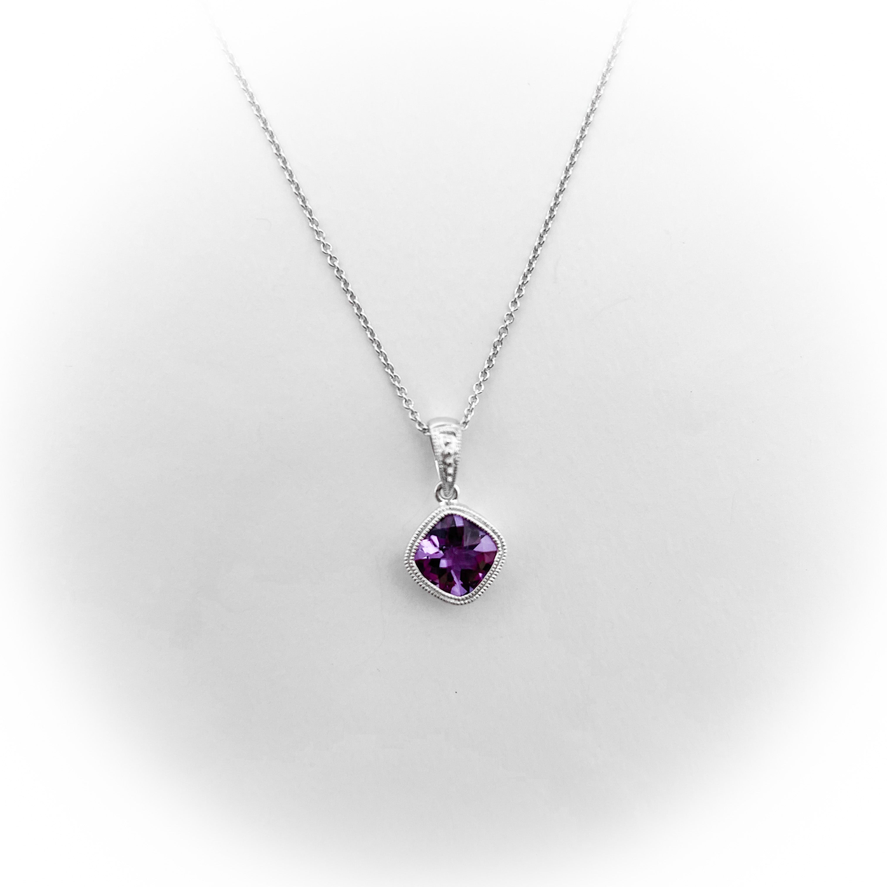 14K WHITE GOLD AMETHYST NECKLACE